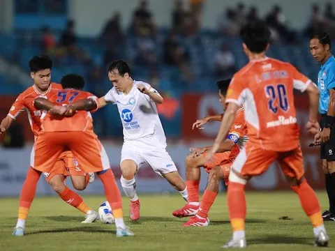 Soi trận Đà Nẵng vs Nam Định: Canh bạc của nhà vua