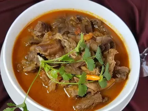 Cách nấu thịt bò sốt vang ngon mềm tan, nhanh nhừ không tốn thời gian