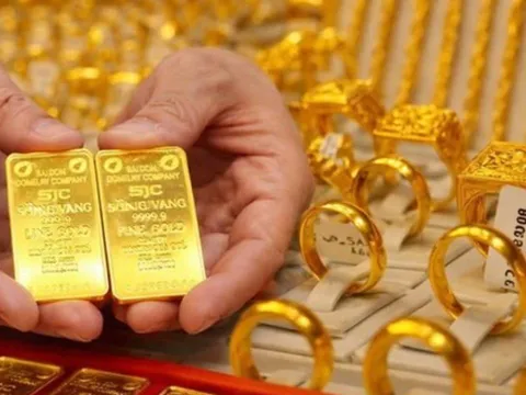 Giá vàng hôm nay 17/3: Vàng SJC và vàng nhẫn đồng loạt giảm, thị trường đảo chiều
