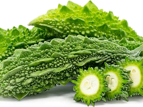 Khổ qua – nguyên liệu làm đẹp tự nhiên giúp làm dịu và cải thiện làn da