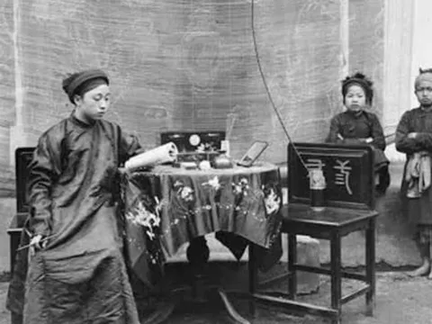 Vì sao người xưa thường đặt tên đệm con trai là “Văn”, con gái là “Thị”?