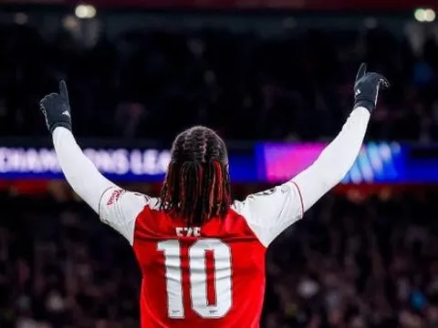 Chấm điểm Arsenal: Rice chứng tỏ giá trị; Tuyệt tác của Eze