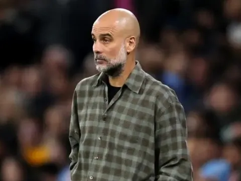 Pep Guardiola vượt mặt Sir Alex Ferguson tại Champions League