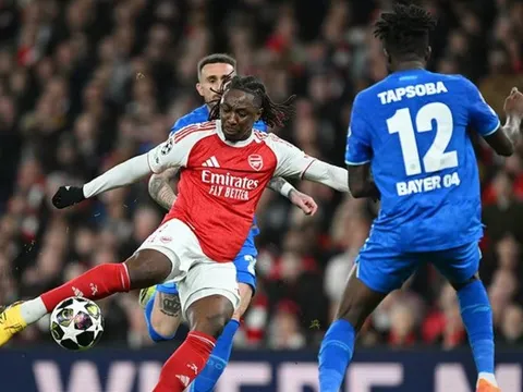 Arteta ca ngợi "phép màu" từ Eze