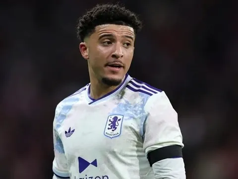 Borussia Dortmund và canh bạc cuối cùng dành cho Sancho