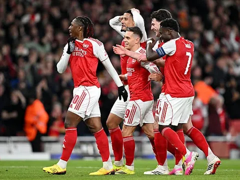 Ngoại hạng Anh cần kịch bản điên rồ nào để có 7 vé dự C1?