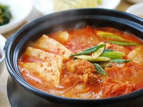 Cách nấu canh kim chi ngon