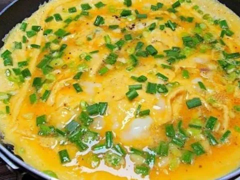 Loại rau rẻ bèo ngoài chợ Việt, vài nghìn một nắm nhưng là “khắc tinh” ung thư