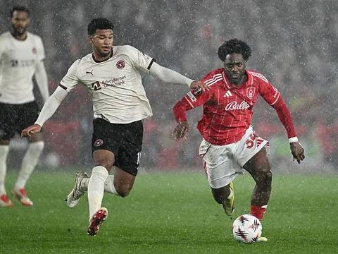 Soi trận FC Midtjylland vs Nottingham Forest: Lành ít dữ nhiều