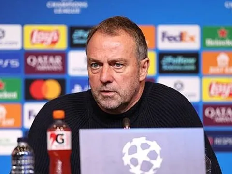 Hansi Flick vẫn thận trọng dù Barca thắng đậm Newcastle