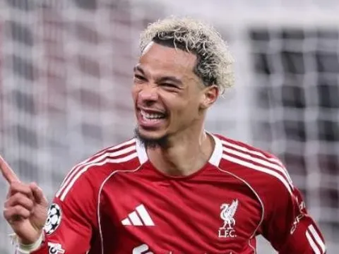 Ekitike tuyên bố Liverpool có thể thắng Galatasaray 10-0