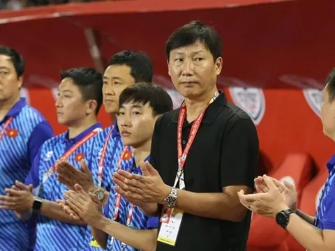 Ông Kim Sang-sik và tham vọng đưa tuyển Việt Nam vượt ngưỡng