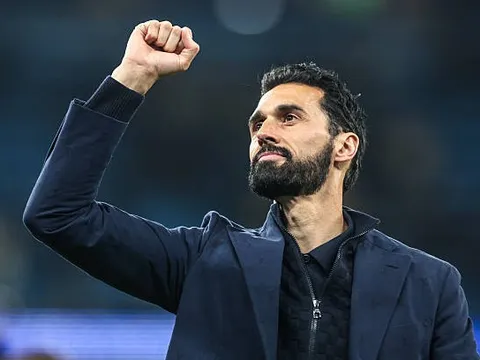 Từ kẻ đóng thế, Arbeloa vươn tầm gánh vác Real Madrid