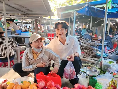 Hành trình đi 100 chợ truyền thống của Quan không gờ