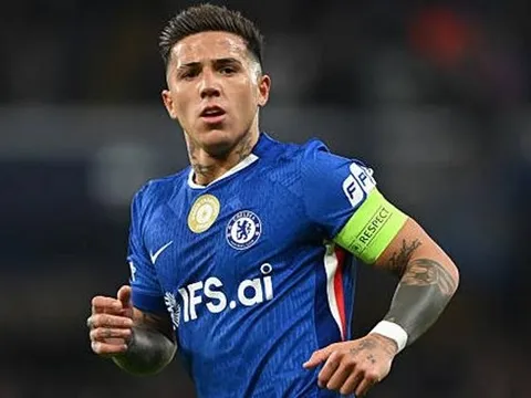 Chelsea nhắm ba tiền vệ tiềm năng để thay thế Enzo Fernandez