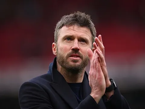 Lý do Carrick ủng hộ Bruno Fernandes phàn nàn trên sân