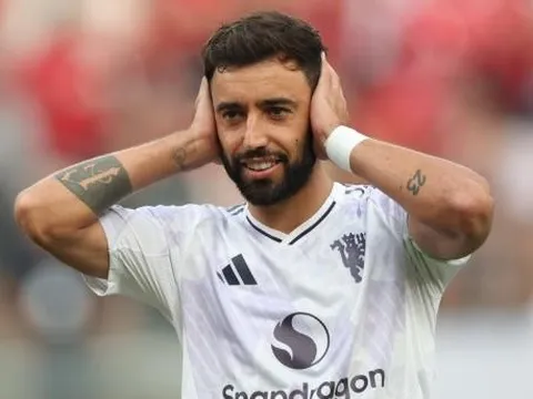 Man Utd diện áo sân khách may mắn lần cuối trước Bournemouth