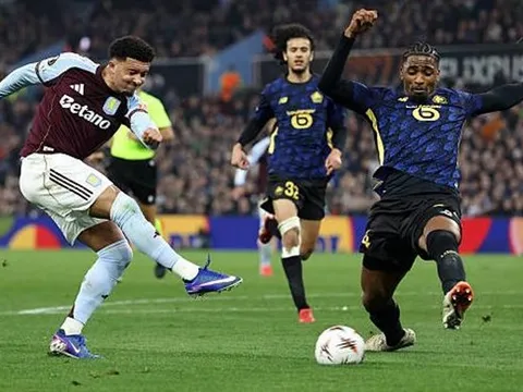 Jadon Sancho tìm lại bản ngã ngôi sao sau chuỗi ngày u tối