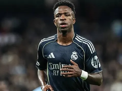 Vinicius Junior nhận cảnh báo về cơn ác mộng mang tên Bayern Munich