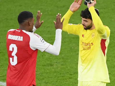 Sao Arsenal chọn tuyển Tây Ban Nha thay vì Colombia