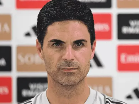 Arteta thừa nhận khó xử khi chọn đội hình đấu Man City