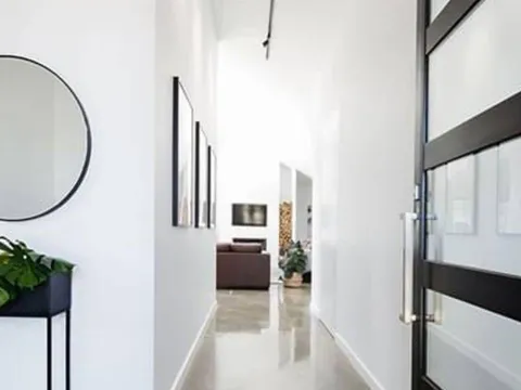 Người xưa dặn: Cửa chính tránh đặt đối diện 3 thứ này kẻo tài lộc đứt đoạn, của cải nhanh chóng tiêu tan