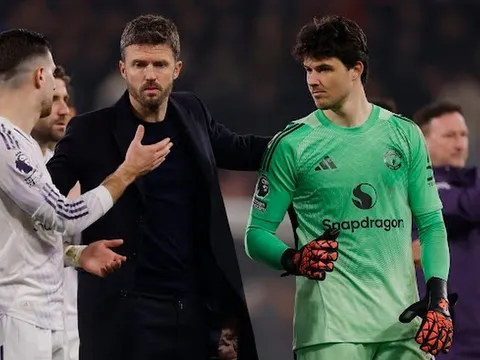 Carrick bảo vệ MU dù chỉ thắng 2/8 trận sân khách