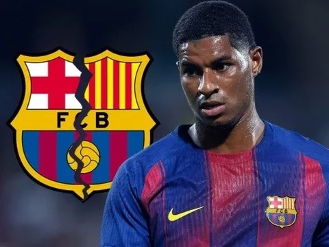 Rashford và cánh cửa dần khép lại tại Camp Nou
