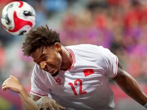 Nguyễn Xuân Son bỏ dở buổi tập của tuyển Việt Nam