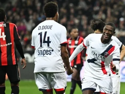 Nuno Mendes rực sáng giúp PSG hủy diệt Nice 4 bàn