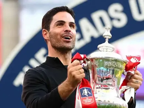 Arteta khẳng định Arsenal không nằm cửa trên trước Man City
