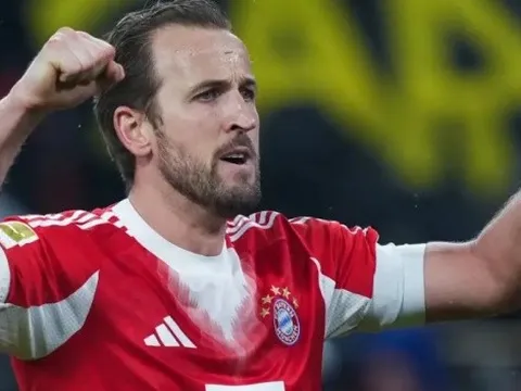 Dietmar Hamann cảnh báo Harry Kane về cái bẫy kỷ lục Bundesliga