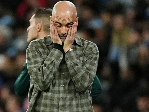 Paul Dickov tin Manchester City dễ trắng tay hơn Arsenal mùa giải này