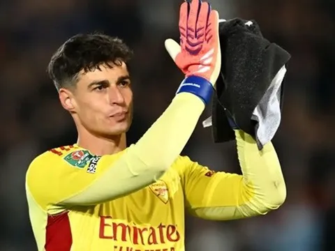 Kepa bắt chính trận chung kết Carabao Cup giữa Arsenal và Man City