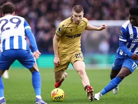 Elliot Anderson dẫn đầu danh sách chuyển nhượng của Manchester United