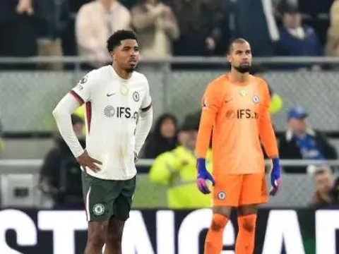 Glenn Hoddle chê Wesley Fofana thi đấu dưới tiêu chuẩn Chelsea