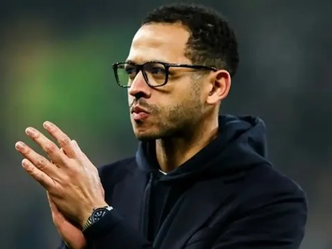 Fabrizio Romano xác nhận tương lai Liam Rosenior tại Chelsea