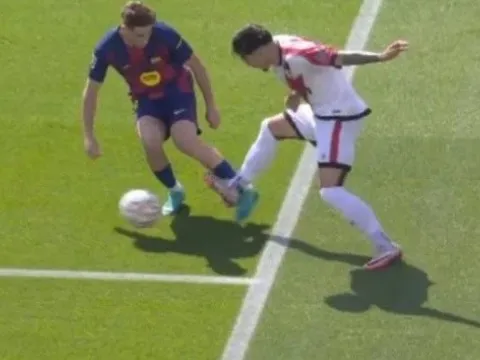 Dư luận dậy sóng vì VAR giúp Barca thắng Rayo Vallecano