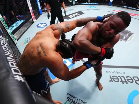 Felipe Franco và bài học từ Jailton Almeida: 'UFC muốn thấy máu, không phải những chiến thắng tẻ nhạt'