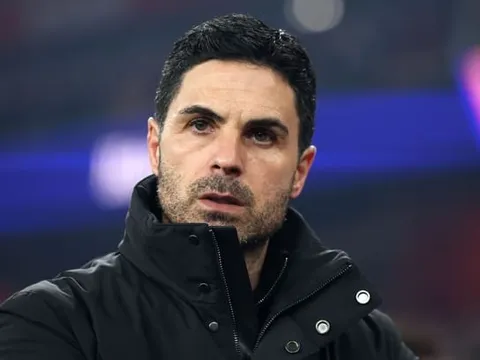 Carragher vạch trần sai lầm của Arteta ở chung kết Carabao Cup