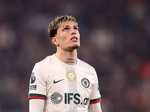 Garnacho chôn vùi giấc mơ World Cup trong màu áo Chelsea