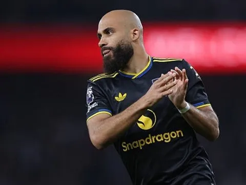 Man Utd lo ngại thể lực của Mbeumo sau hành trình 34.000 km