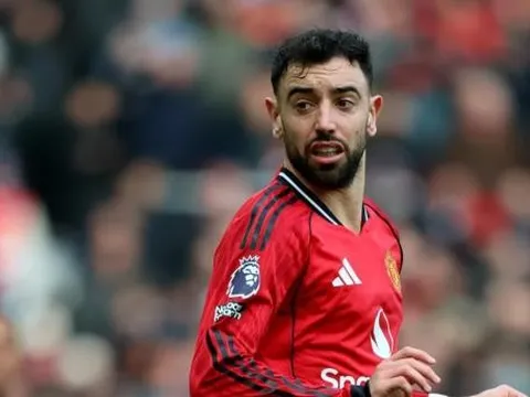 Cựu danh thủ Man Utd chỉ trích Bruno Fernandes thậm tệ