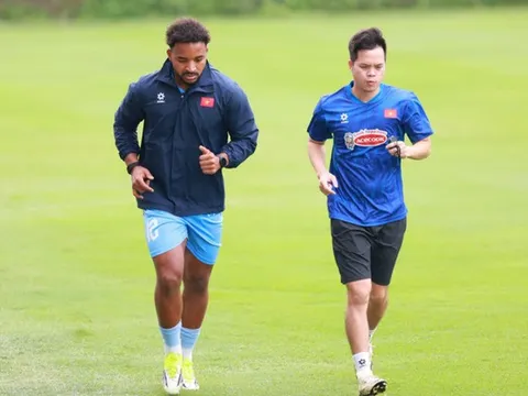 Xuân Son nỗ lực hồi phục chấn thương tại tuyển Việt Nam