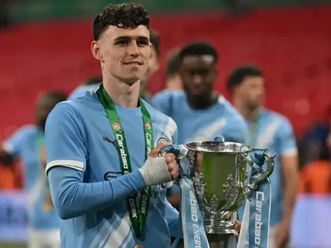 Pha thay người nói lên vị thế của Foden ở Man City