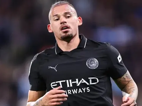 Kalvin Phillips nhận huy chương thứ 7 dù chỉ đá 7 phút cho Man City