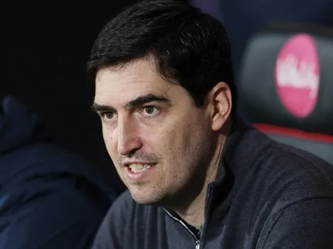 Crystal Palace quyết chiêu mộ Andoni Iraola thay Glasner