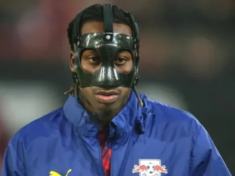 5 mục tiêu thay Salah: Từ ngọc quý Diomande đến Michael Olise