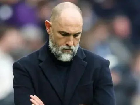 Tottenham nên chọn ai để cứu vãn con tàu đắm Igor Tudor?