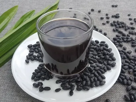 5 người nên uống nước đỗ đen thường xuyên